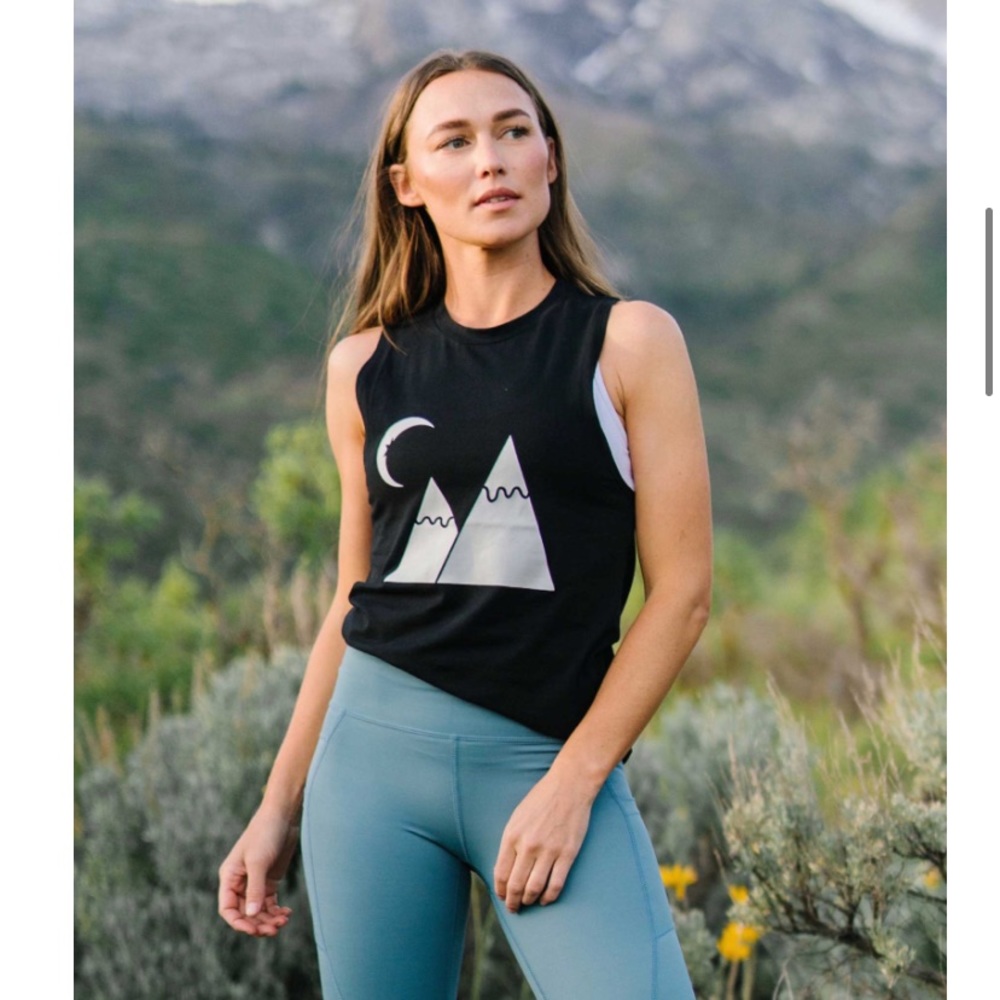 Black moon tank